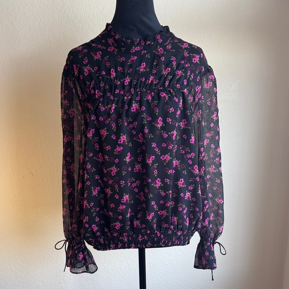 Express Black and Pink Floral Blouse - Picture 5 of 5